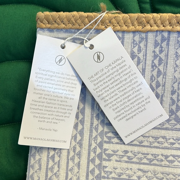 NWT Manaola ʻohe kāpala clutch. Light blue/ periwinkle color. Zipper top. OS